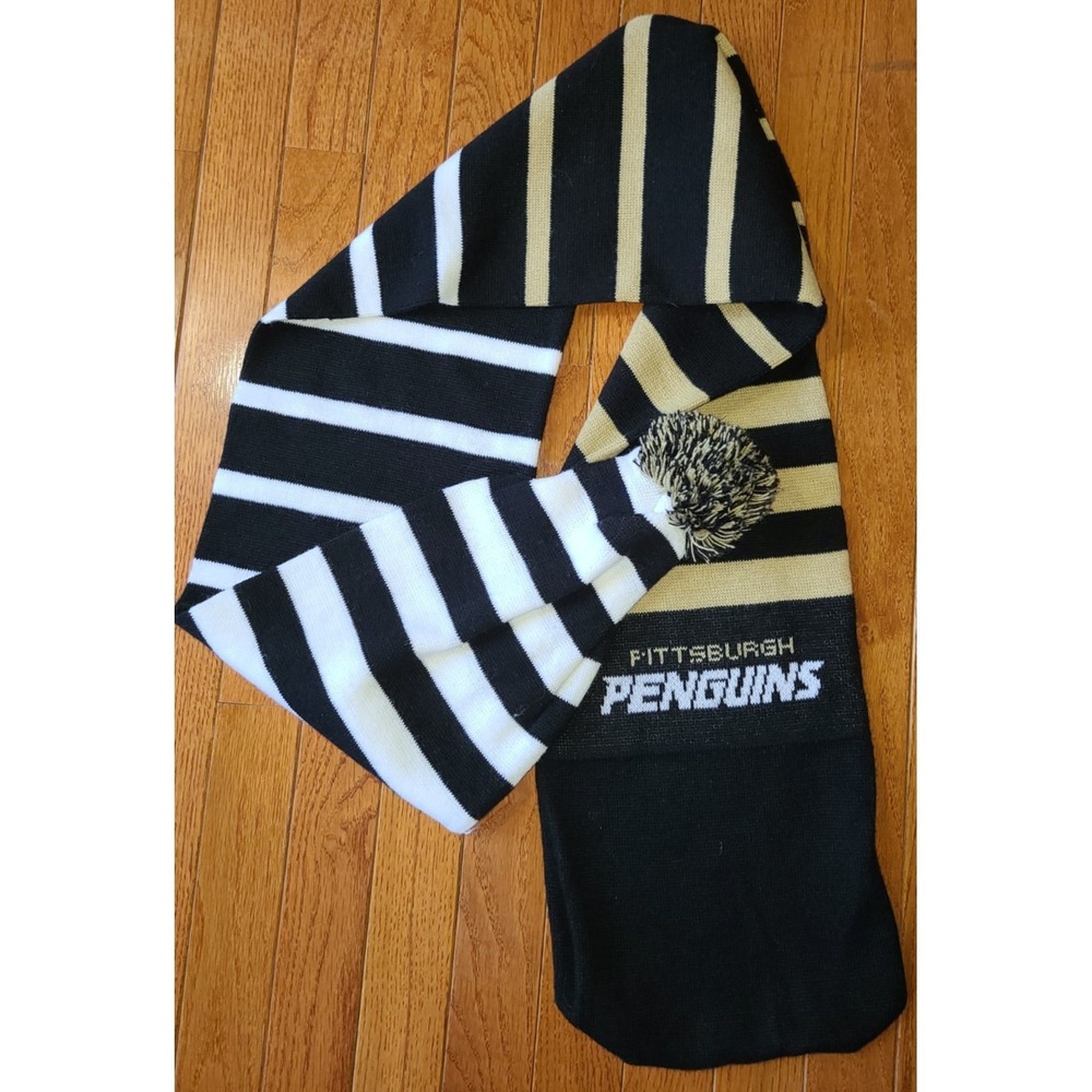 NWOT Forever Collectibles Pittsburgh Penguins NHL Hockey Colors Knit‎ Scarf